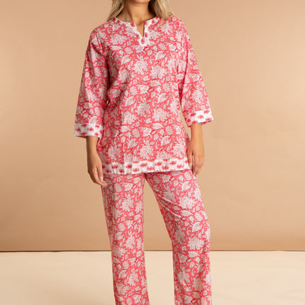 Collection image for: Peony Paisley